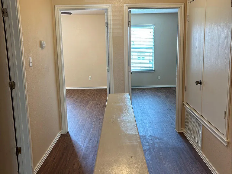 12840 Saint Mary Dr — Photo 20