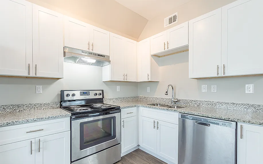 Building Photo - 41 Clairview Dr