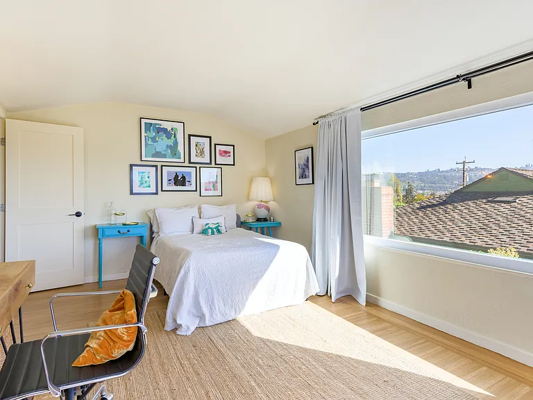 801 Cerrito St — Photo 10