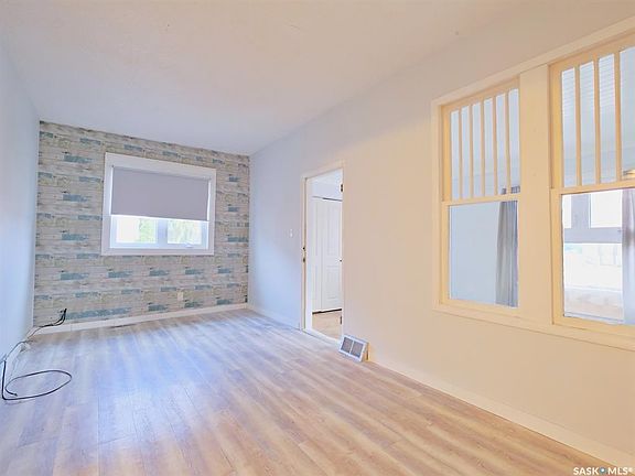 5th image of 311 5th Ave W