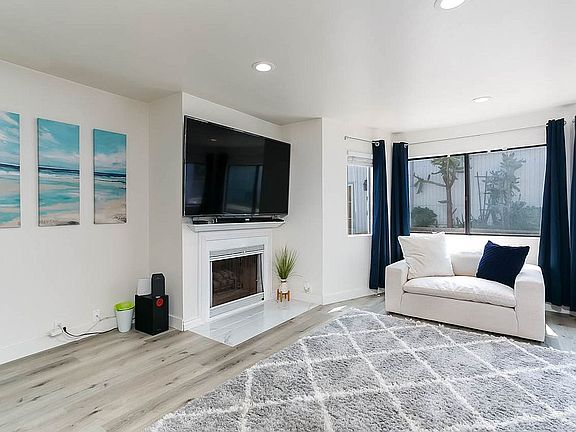 3rd image of 80 3rd Ave Unit 2