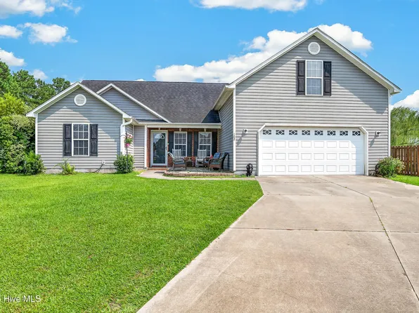 102 Pinyon Court, Jacksonville, NC 28546
