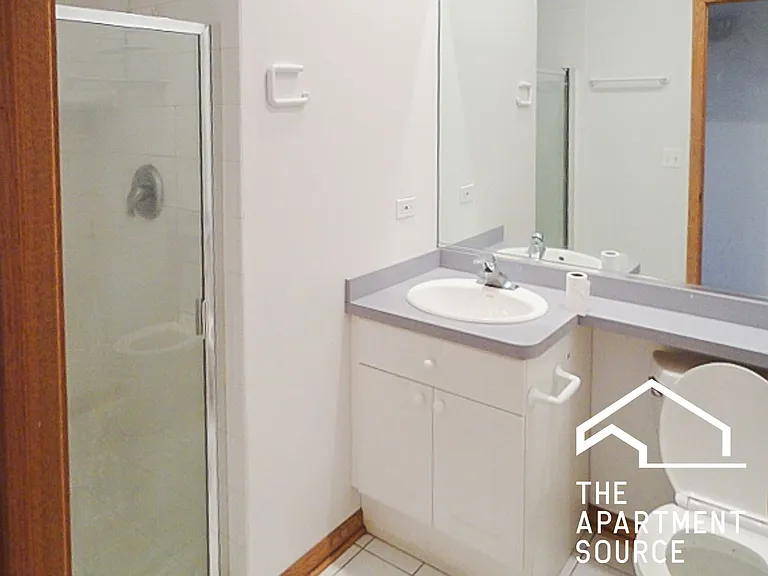 2719 N Wayne Ave #3 — Photo 7