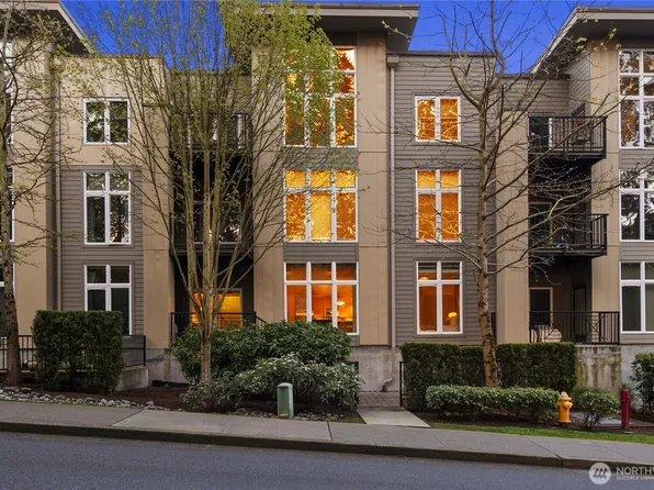 150 102nd Avenue SE #213, Bellevue, WA 98004