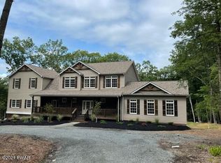 115 Scala Way, Hawley, PA 18428