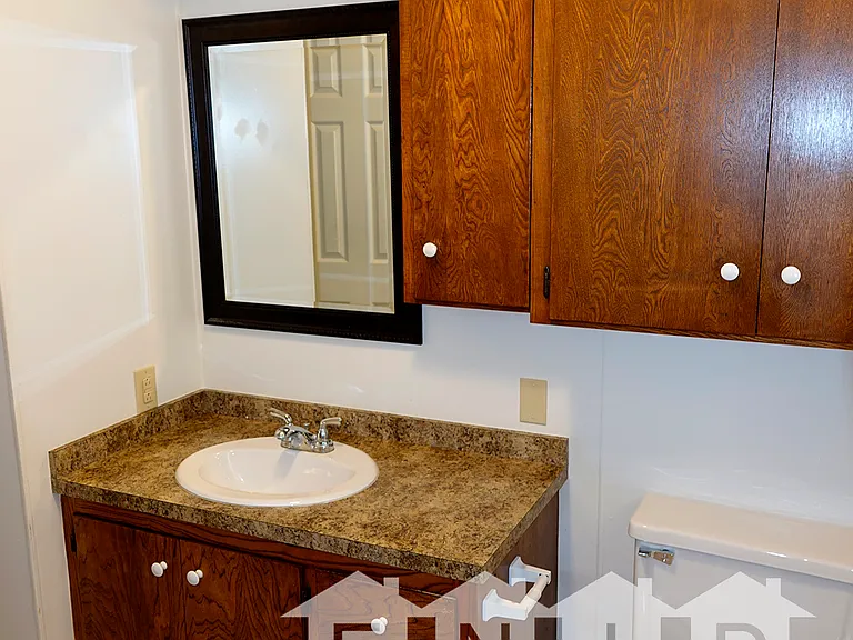 1006 E Park St — Photo 12