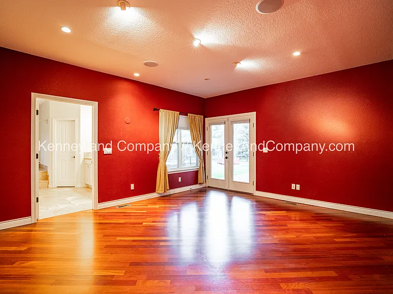 155 Indian Wells Ln — Photo 16