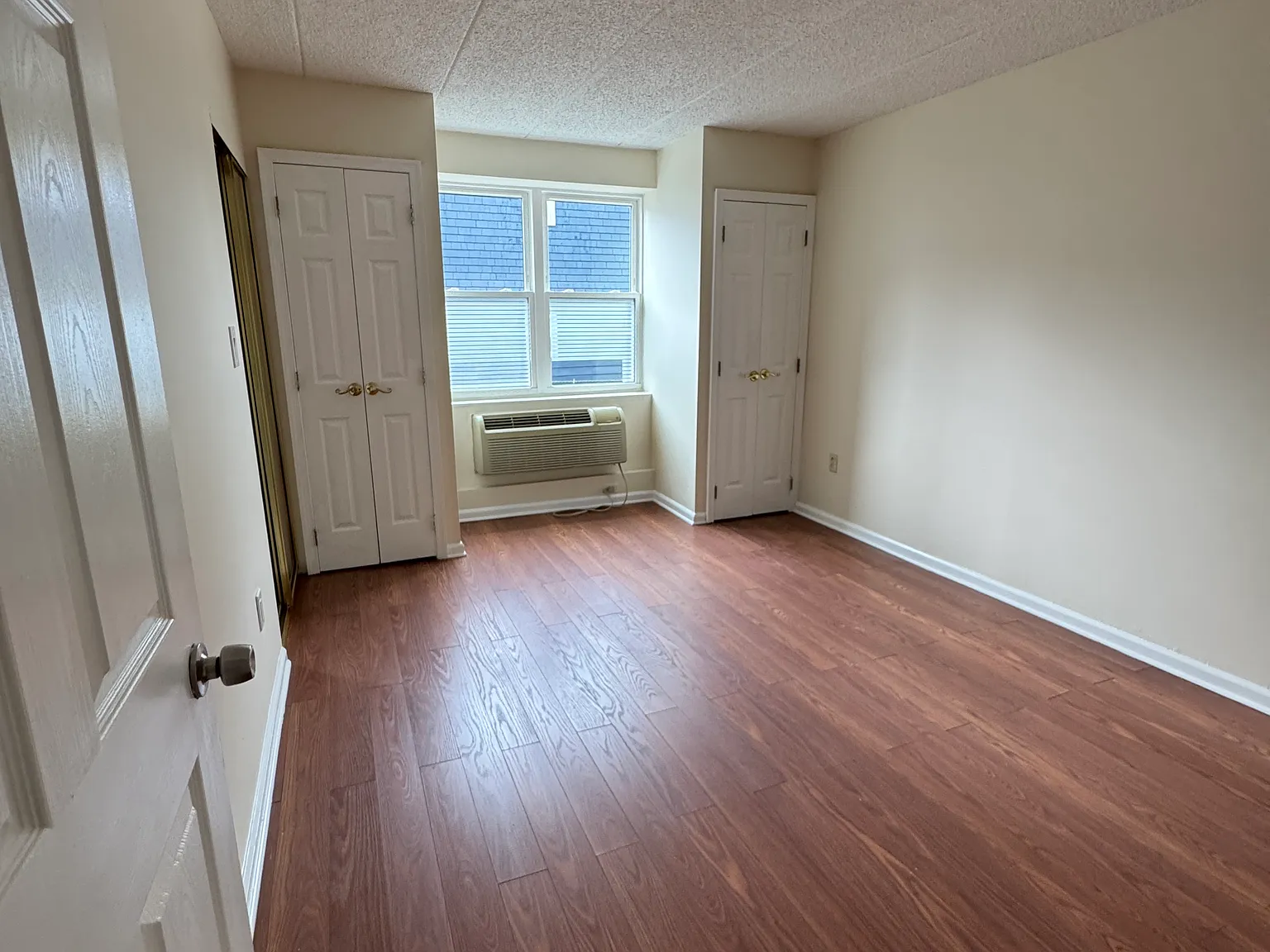 1 bed, 612 sqft, $1,900 — Photo 4