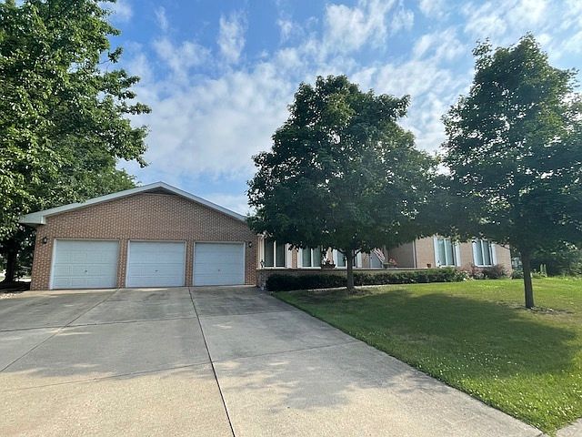 1st image of 723 Westshore Dr