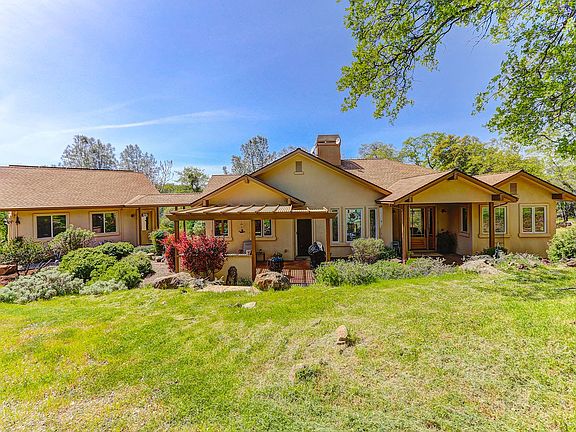 2nd image of 22872 Rhubarb Pl