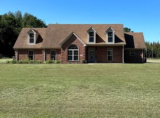 18 Dry Field Cv, Byhalia, MS 38611