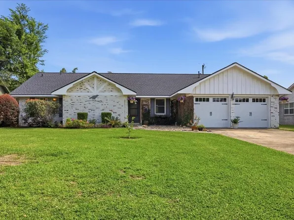 6155 Westgate Dr, Beaumont, TX 77706