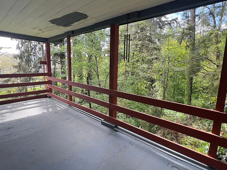 334 Grand Ave — Photo 4