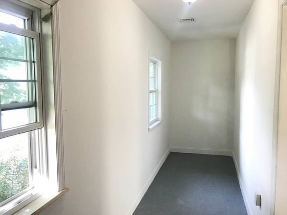 5th image of 416 Bedford Ave Floor A3-3