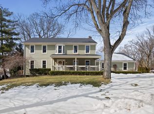 5715 Andover Rd, Troy, MI 48098