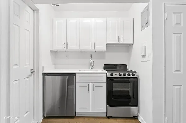 Rented by Corcoran | media 7