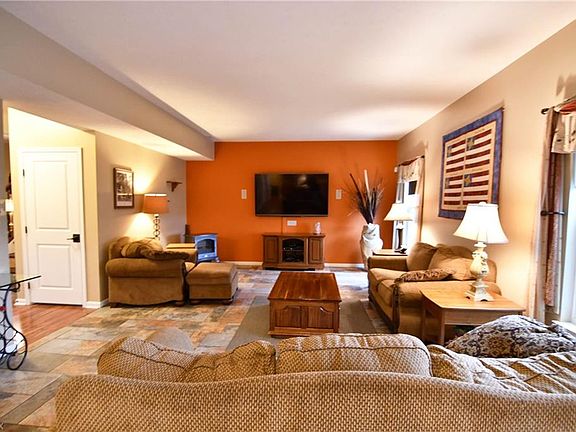 5th image of 5197 Sun Meadow Dr
