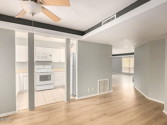 5th image of 5035 N 10th Pl Unit 212