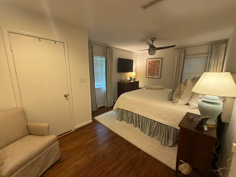 712 Hoadley Dr — Photo 10