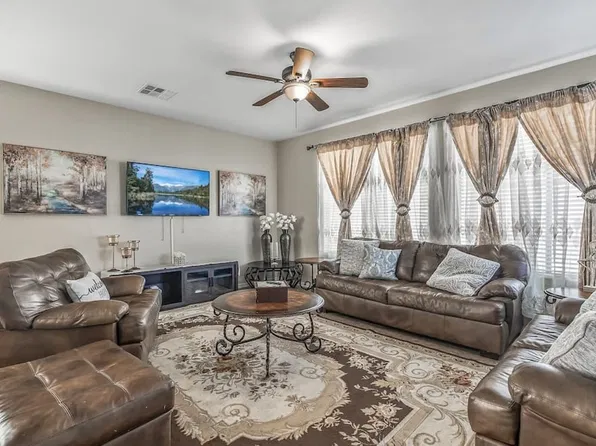 14592 W Acapulco Ln #Id1696801p, Surprise, AZ 85379