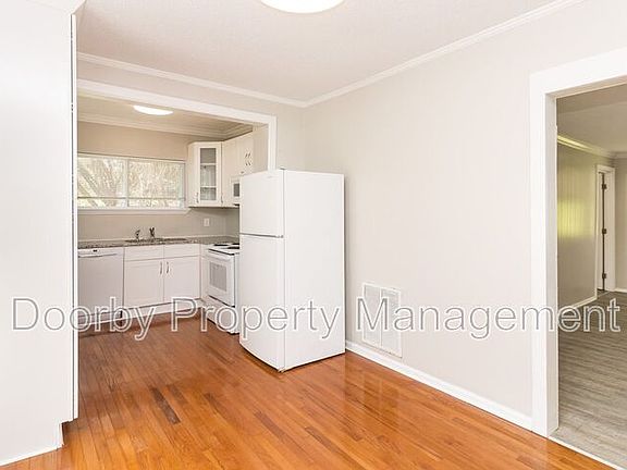 3rd image of 727 Talley Rd
