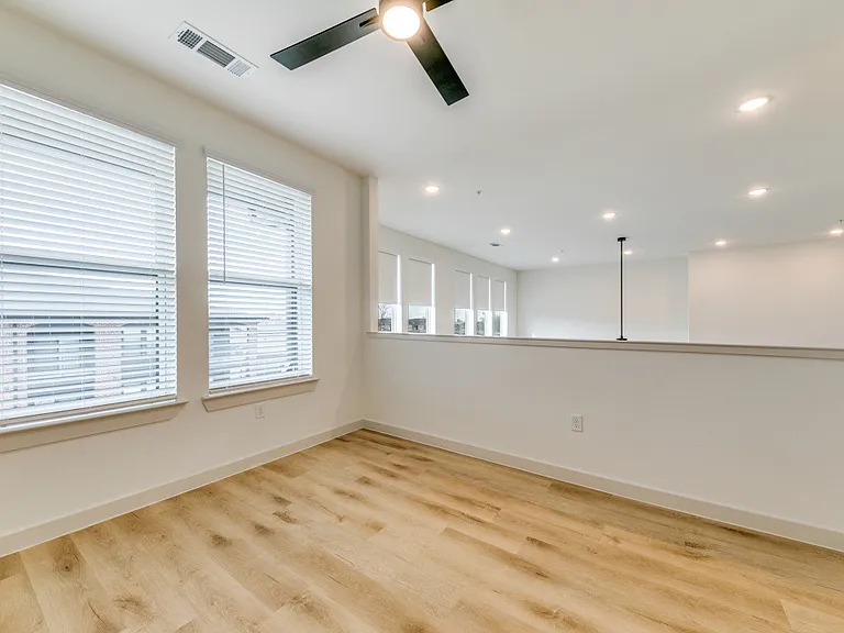 Burnett Lofts at Bishop Ridge — Photo 55
