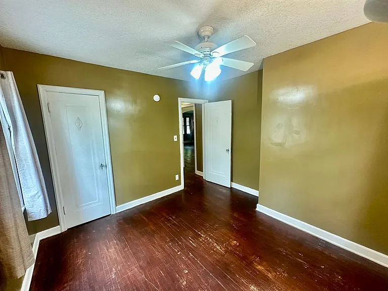 1303 Edgerton St — Photo 10