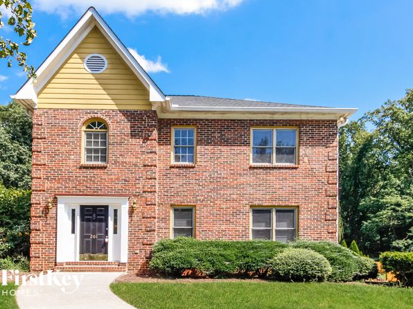 201 Bradford Place Ln