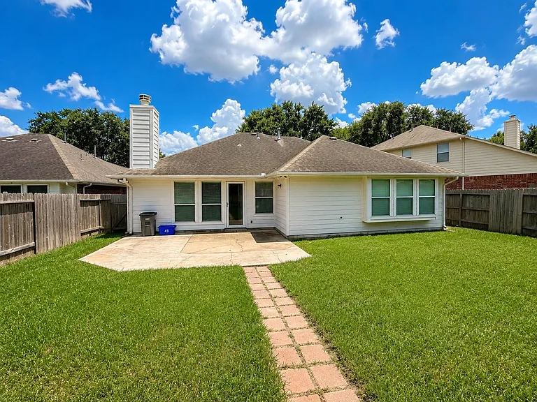 20410 Nelva Park Ct — Photo 47