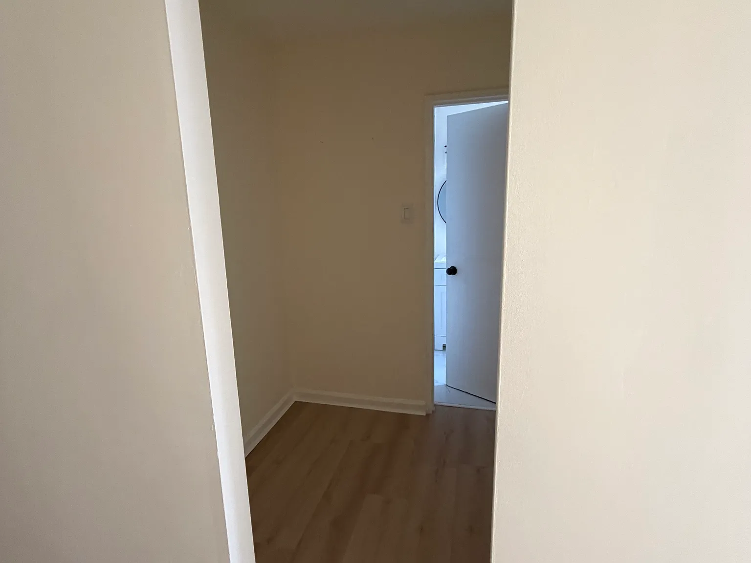 1 bed, 500 sqft, $2,050 — Photo 4
