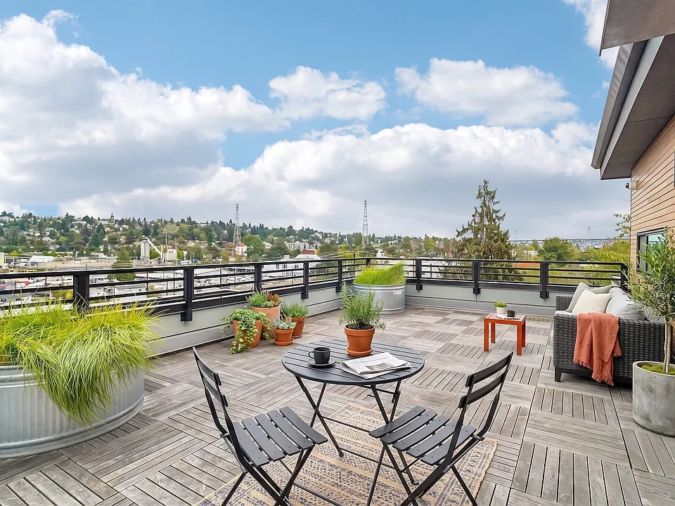 Lanterman Apartments
