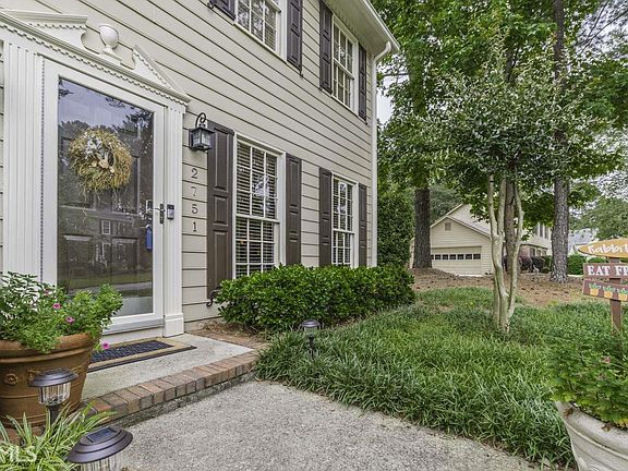 3rd image of 2751 Hadrian Dr