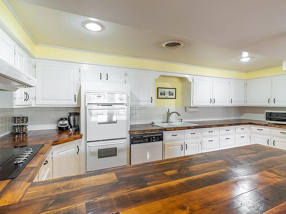 23rd image of this home