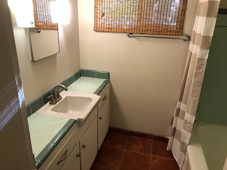 2201 W Catalina Dr — Photo 22