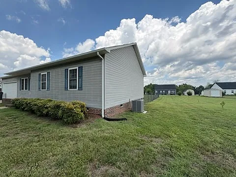 286 Little Wilkesboro Rd — Photo 3