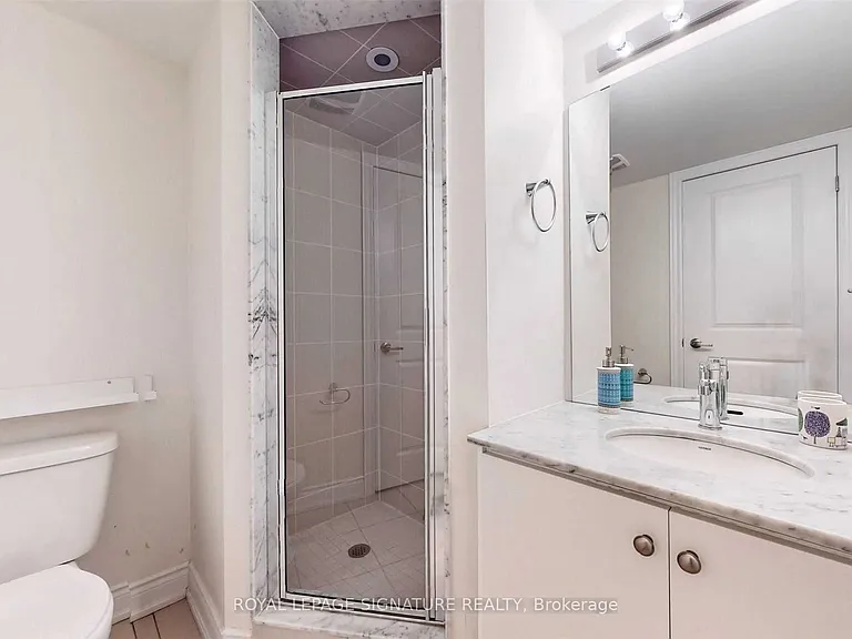 33 Edward Horton Cres — Photo 37