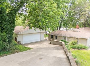 6394 Macs Rd, Manito, IL 61546