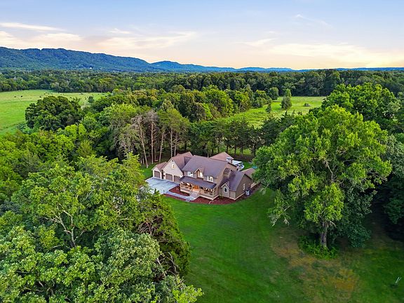 4th image of 7914 Mahan Gap Rd