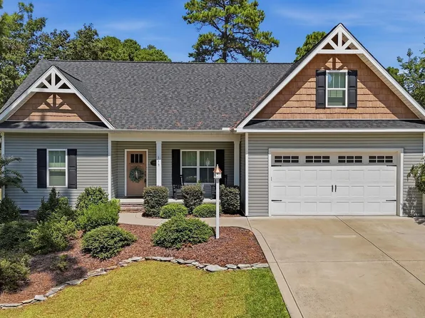 115 Cambridge Lane, Seven Lakes, NC 27376