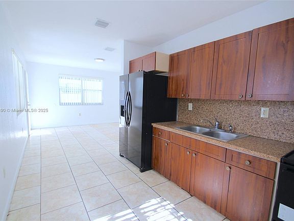 4th image of 1171 NW 58th Ter #1171