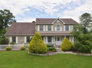 1111 Heritage Blvd, Stroudsburg, PA 18360