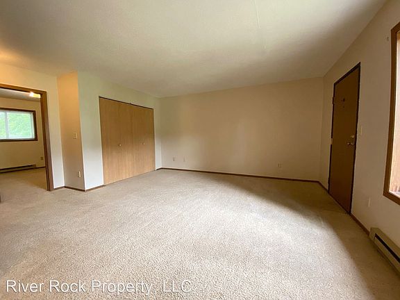 5th image of 1505 University Dr N Unit 5
