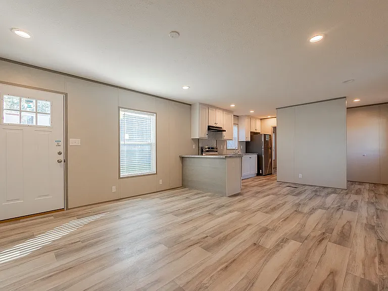 400 S Petunia Rd #16 — Photo 2