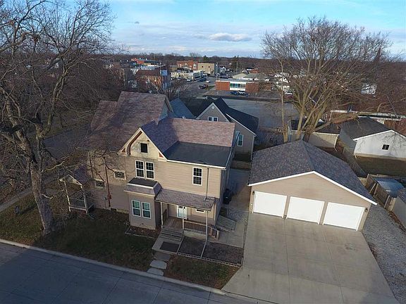2nd image of 506 Chestnut St