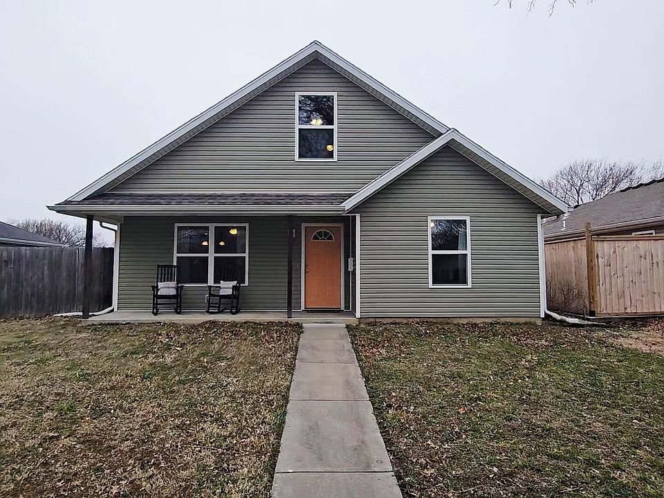 1st image of 1707 N Elm St
