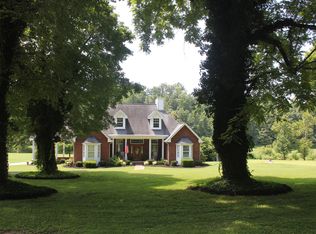 531 Upper Standing Rock Rd, Dover, TN 37058