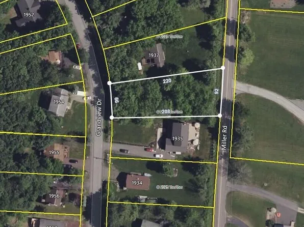 48 Grandview Dr, Lake Ariel, PA 18436