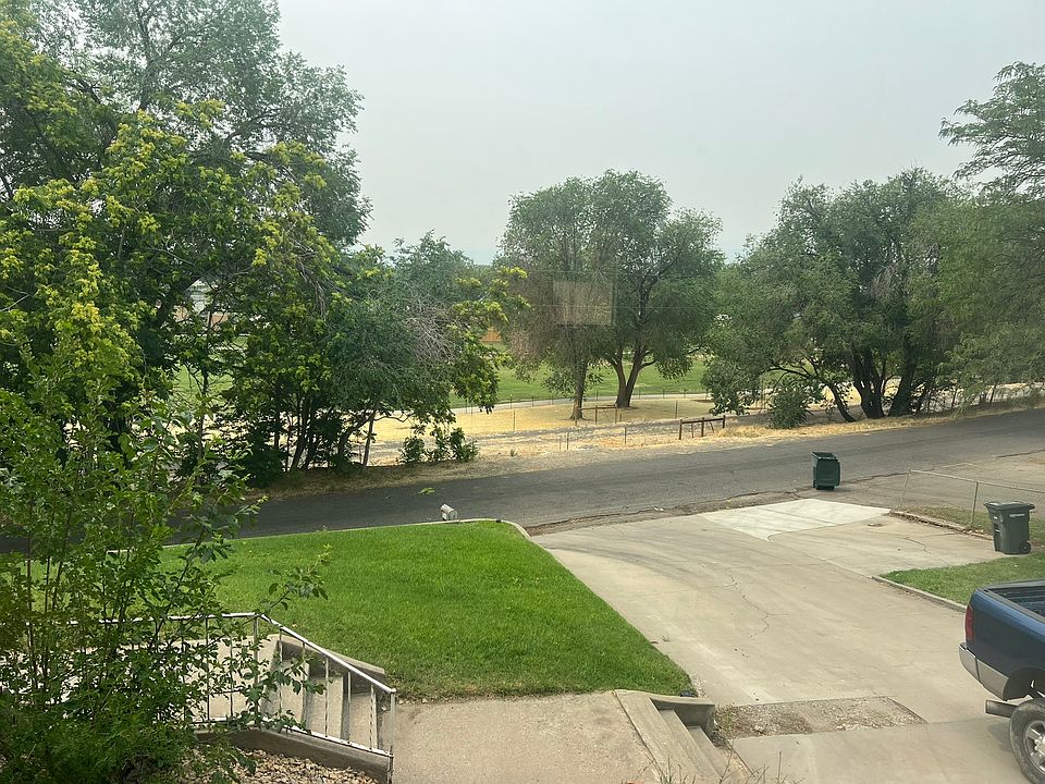 1st image of 320 Lorey Dr