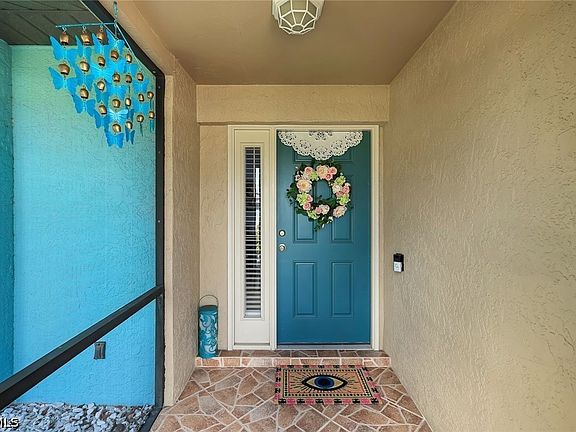 4th image of 3320 SW 6th Ave