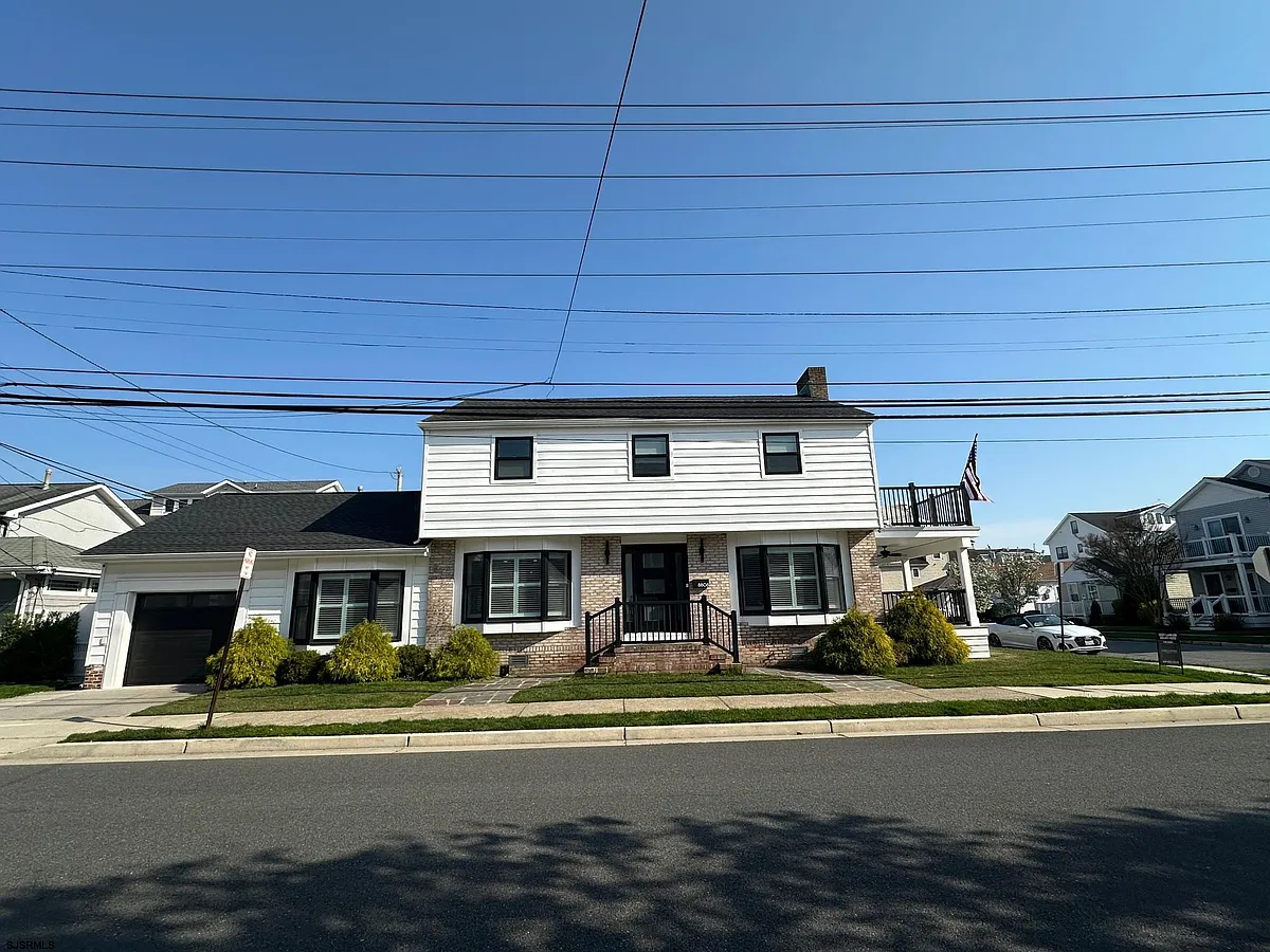 Building Photo - 8808 Amherst Ave #JULY